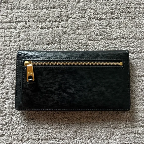 Ralph Lauren Black Wallet with Gold Emblem - Picture 2 of 16